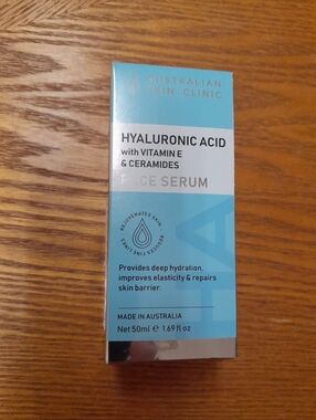 Hyaluronic Acid Ceramides Face Serum NWT Size:1.69fl oz Australian Skin Clinic